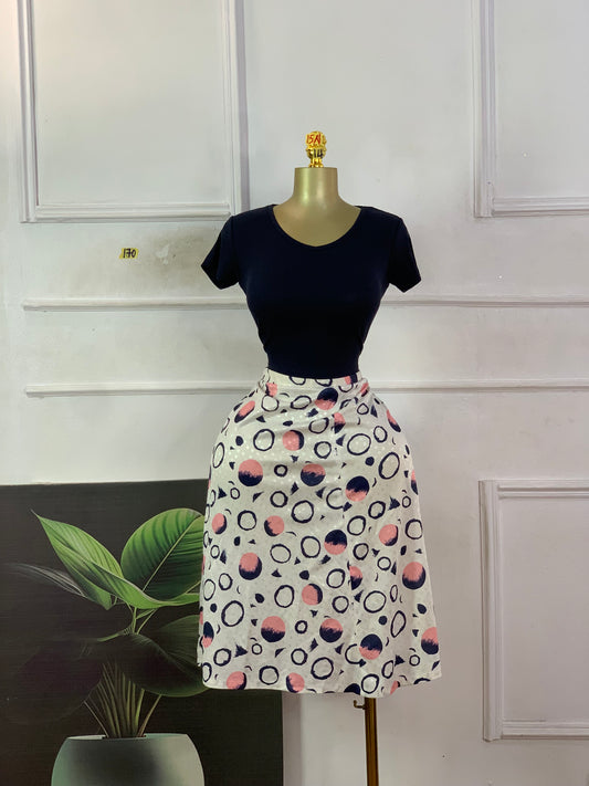 SIZE 14 15N170 skirt only