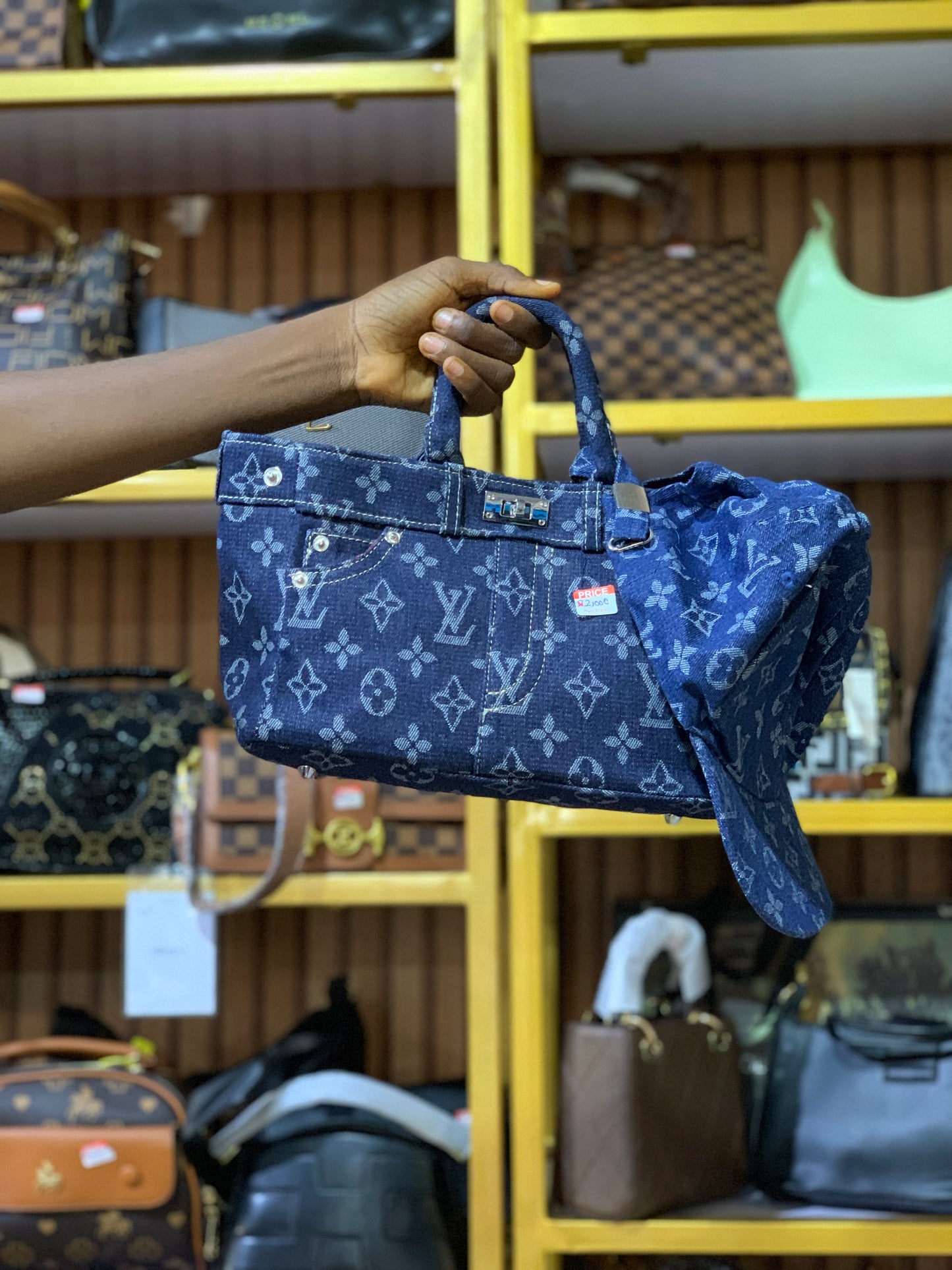 BAG 057