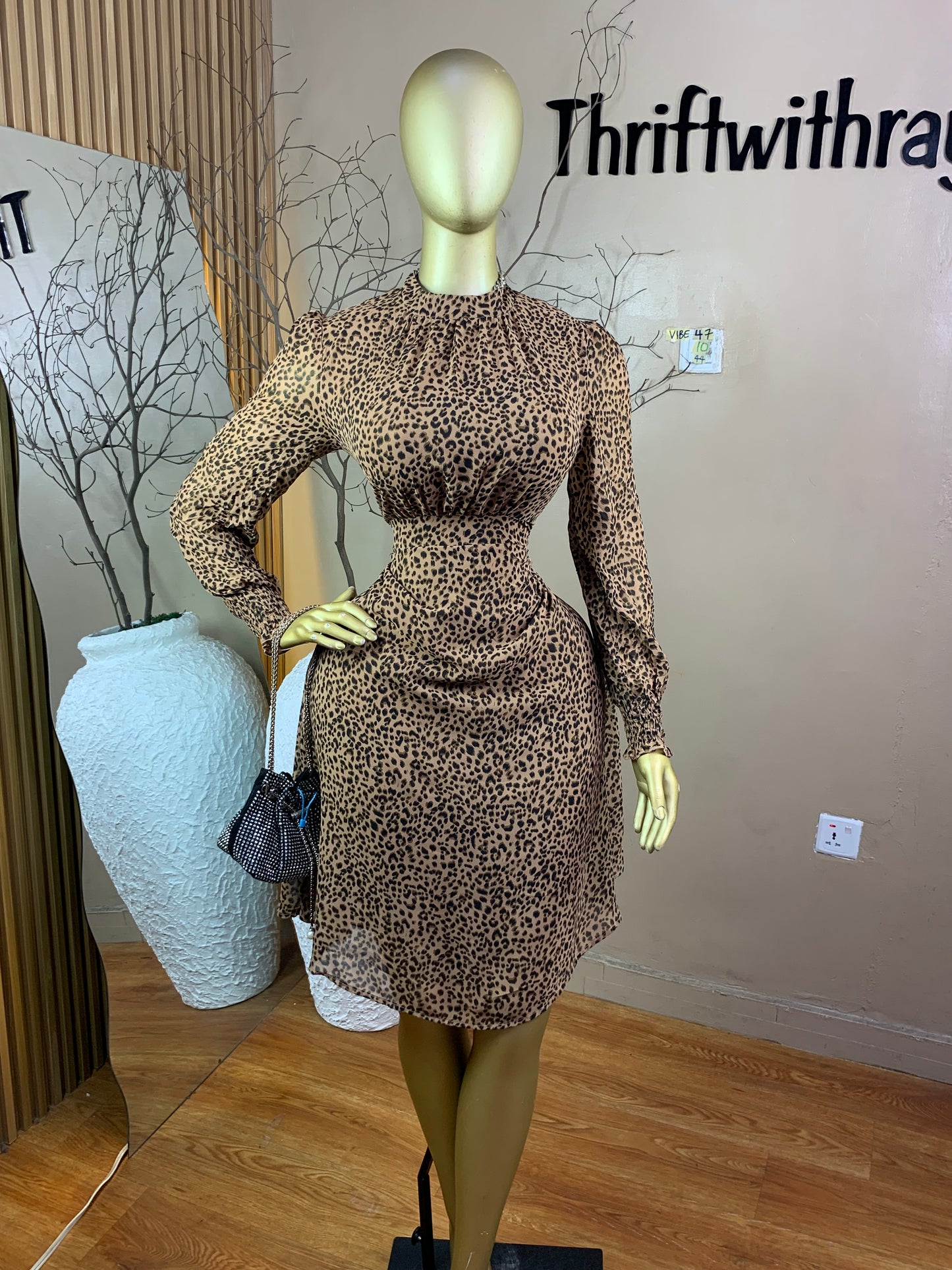 SIZE10 VIBE47 Length44(Animal prints)