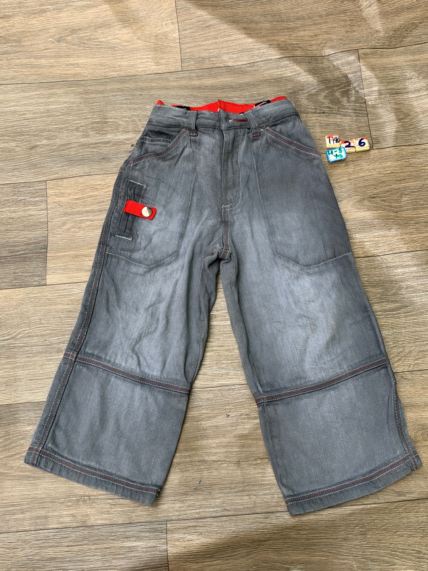 1KID26 AGE4-5yrs