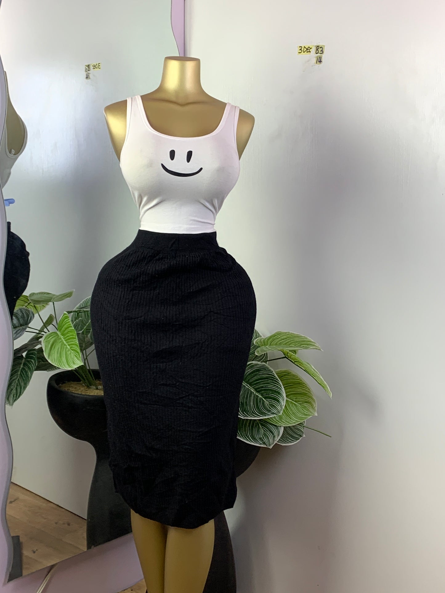 SIZE14 3DEC83(skirt only)