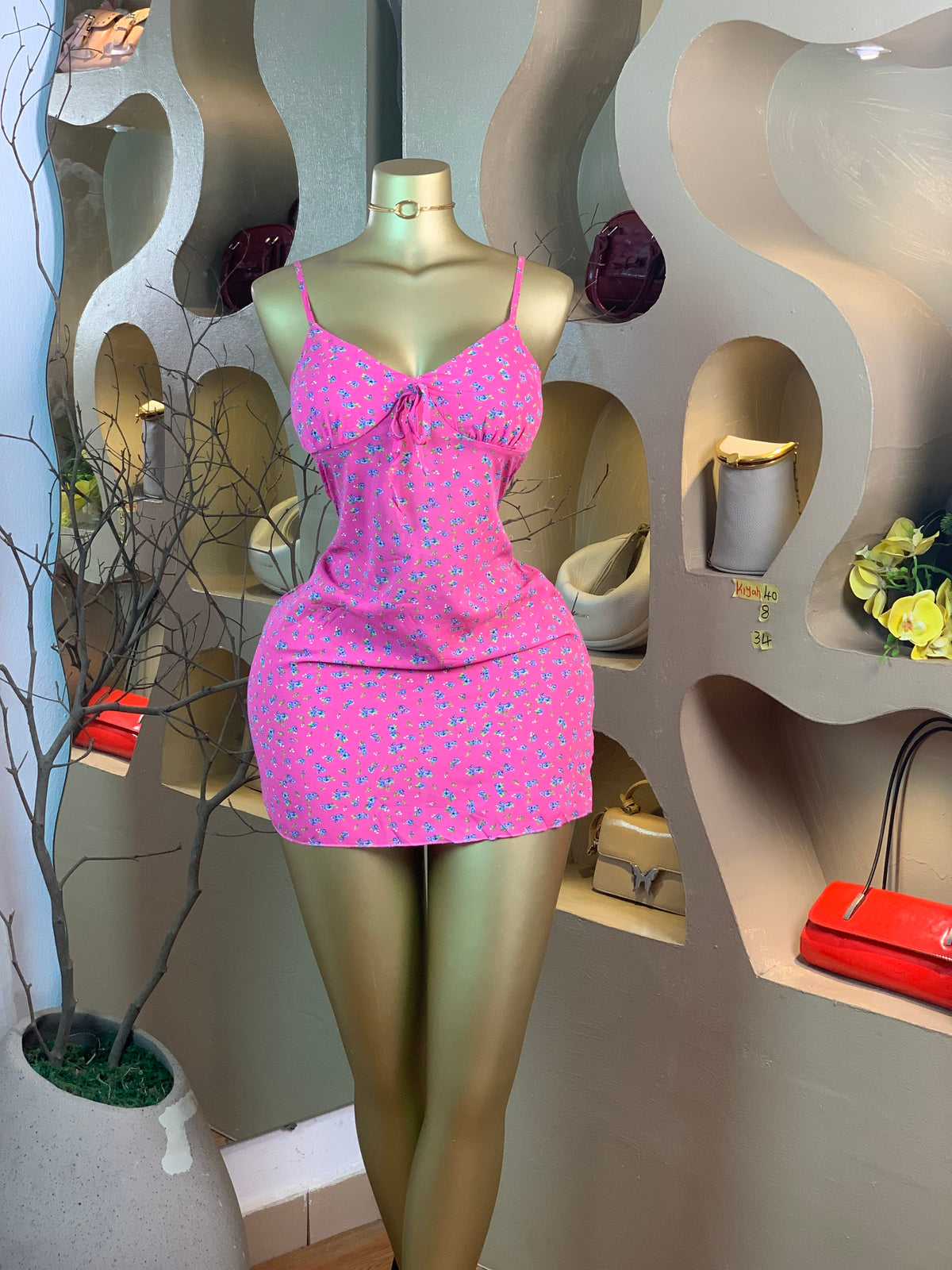 KIYAH40 SIZE8 Length34 pink dress