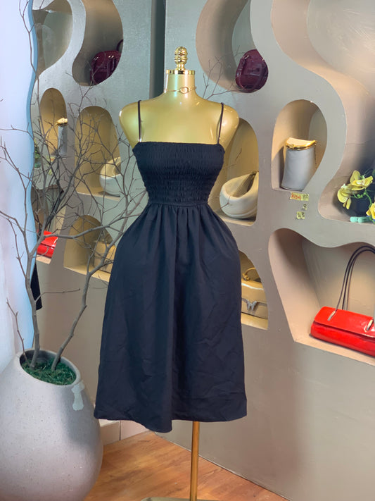 KIYAH80 SIZE8 Length43 black dress