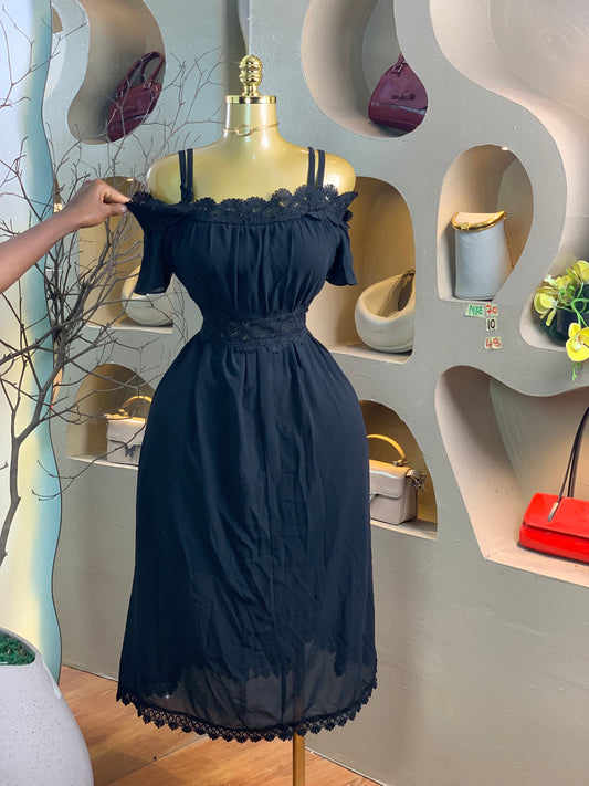 NIFE70 SIZE10 Length48 black dress