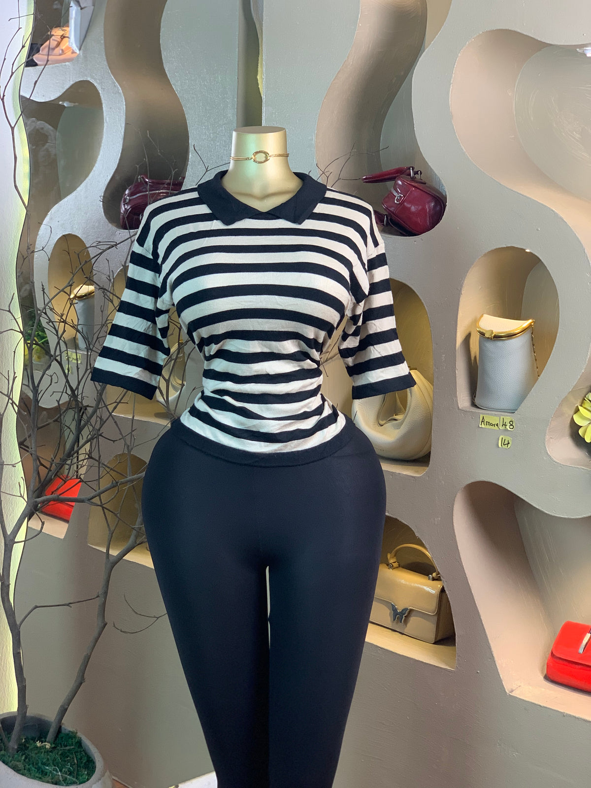 AMARA48 SIZE14 top only