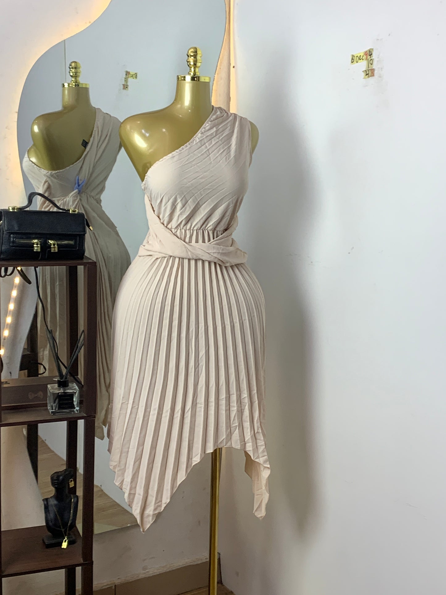 SIZE10 6DEC94 LENGTH48