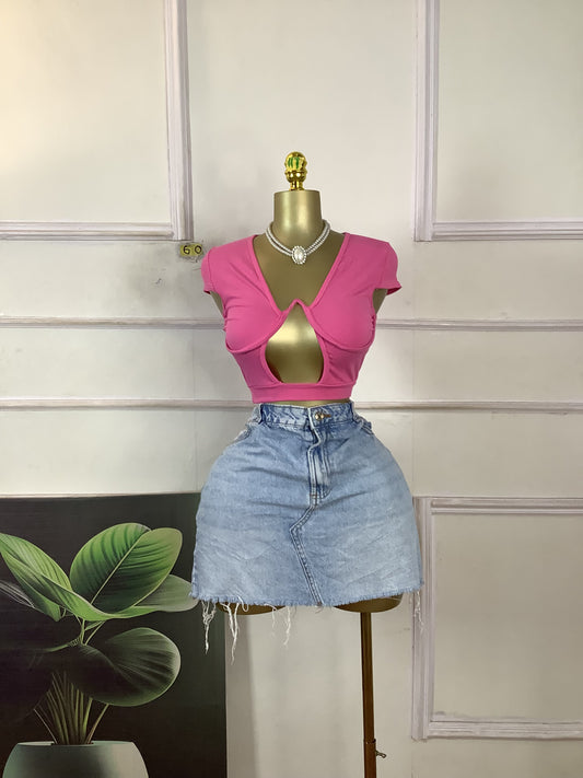 11T60 size 6-10 (brand new crop top only )