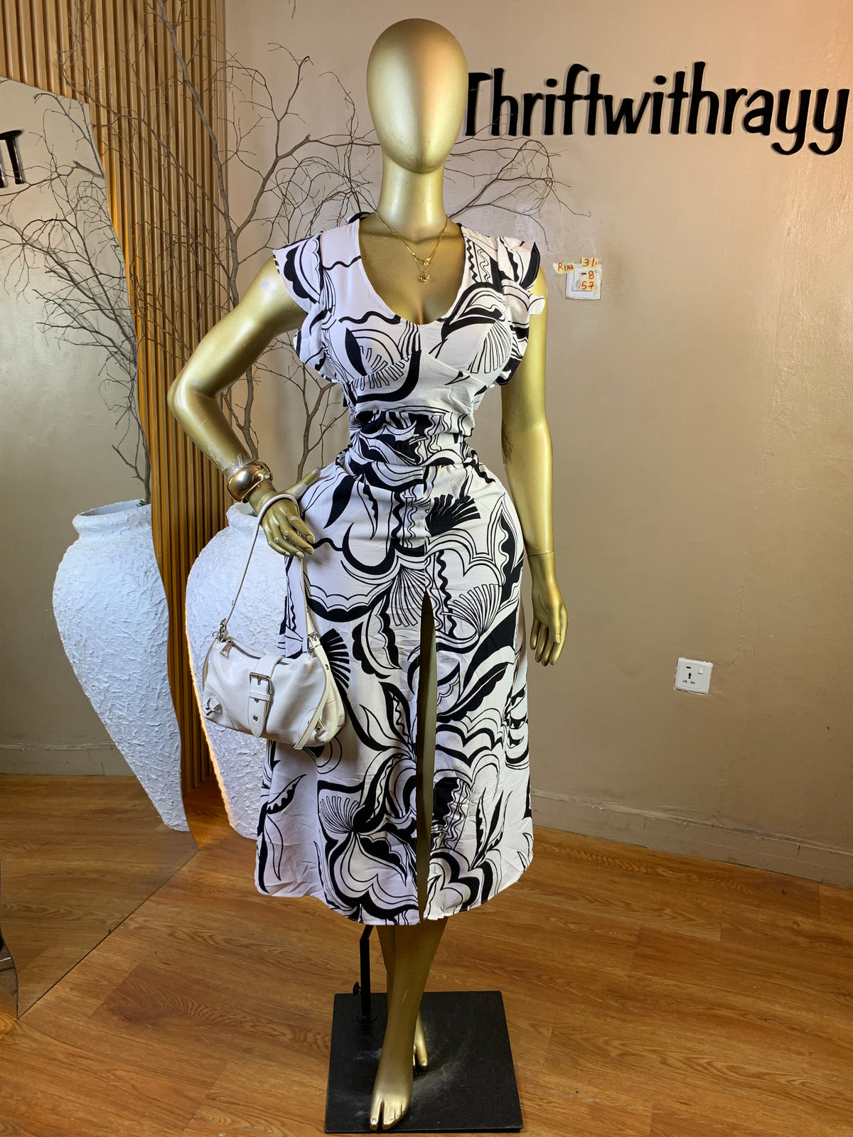 RINA31 SIZE8 Length57 Little stain