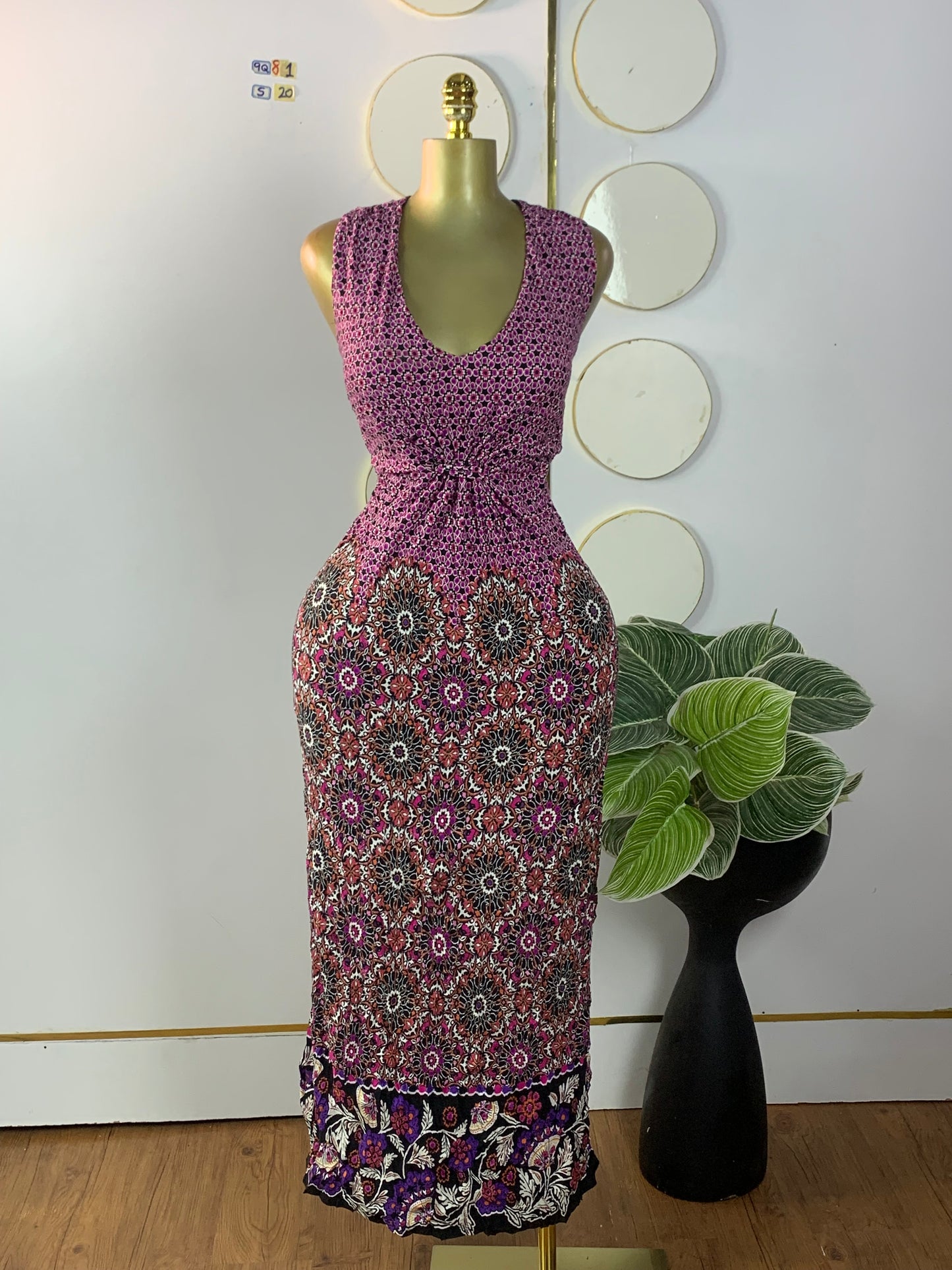 SIZE20 9Q81