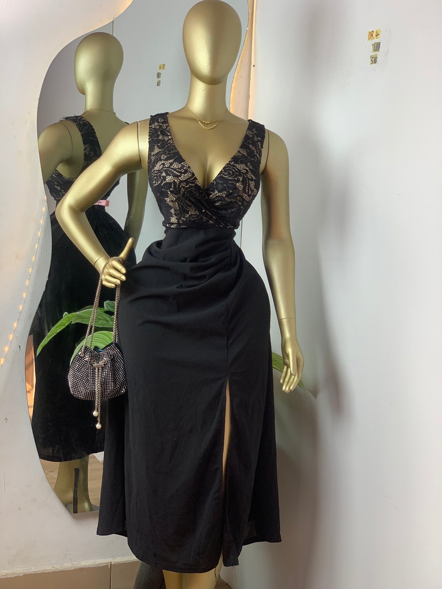 SIZE16 11R4 Length56