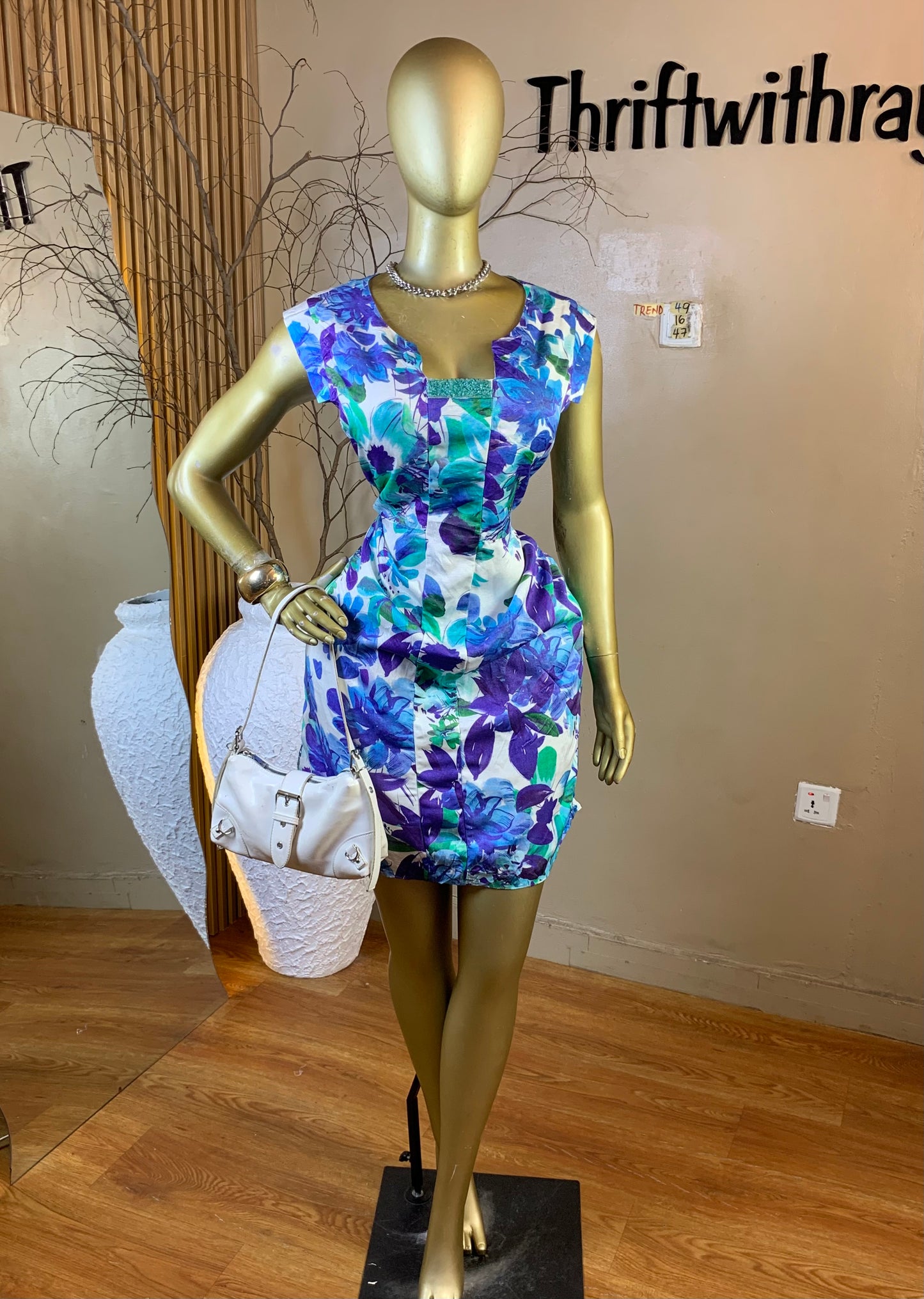 TREND49 SIZE16 Length47 floral corporate dress