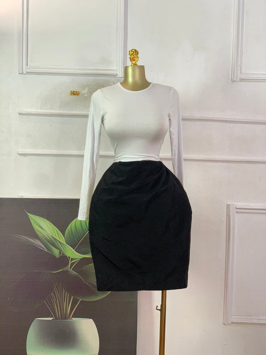 SIZE 6 15N164 skirt only