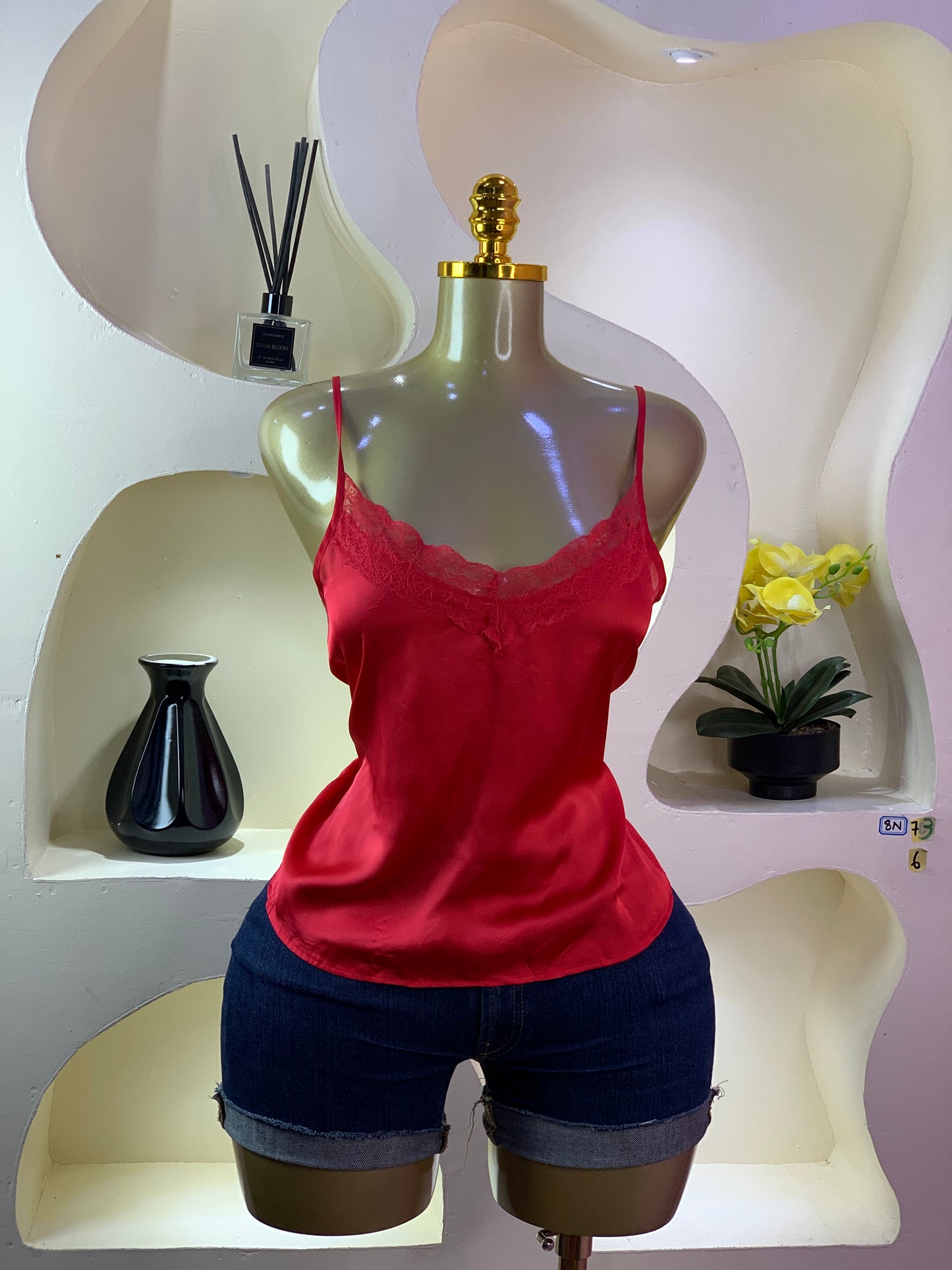 SIZE6 8N73