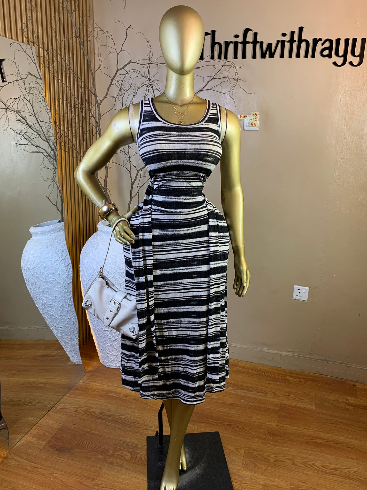 RINA25 SIZE10 Length54 dress