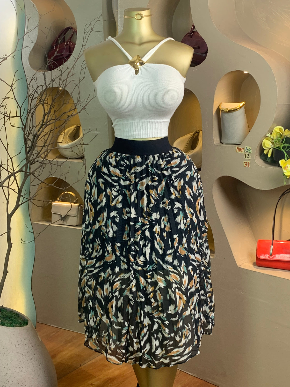 NIMI68 SIZE12 Length31(skirt only)