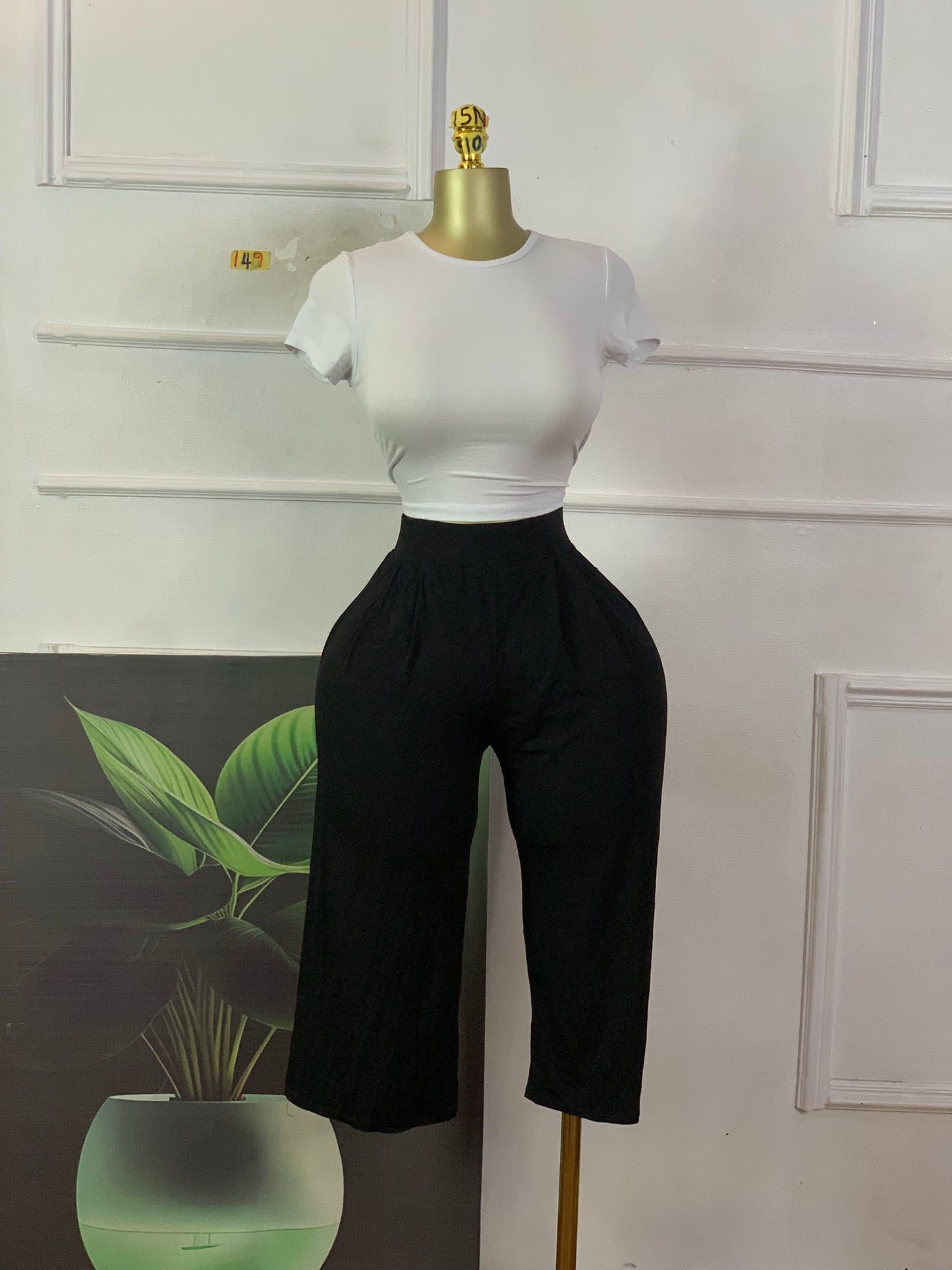 Size 10 15N149 (pant only)