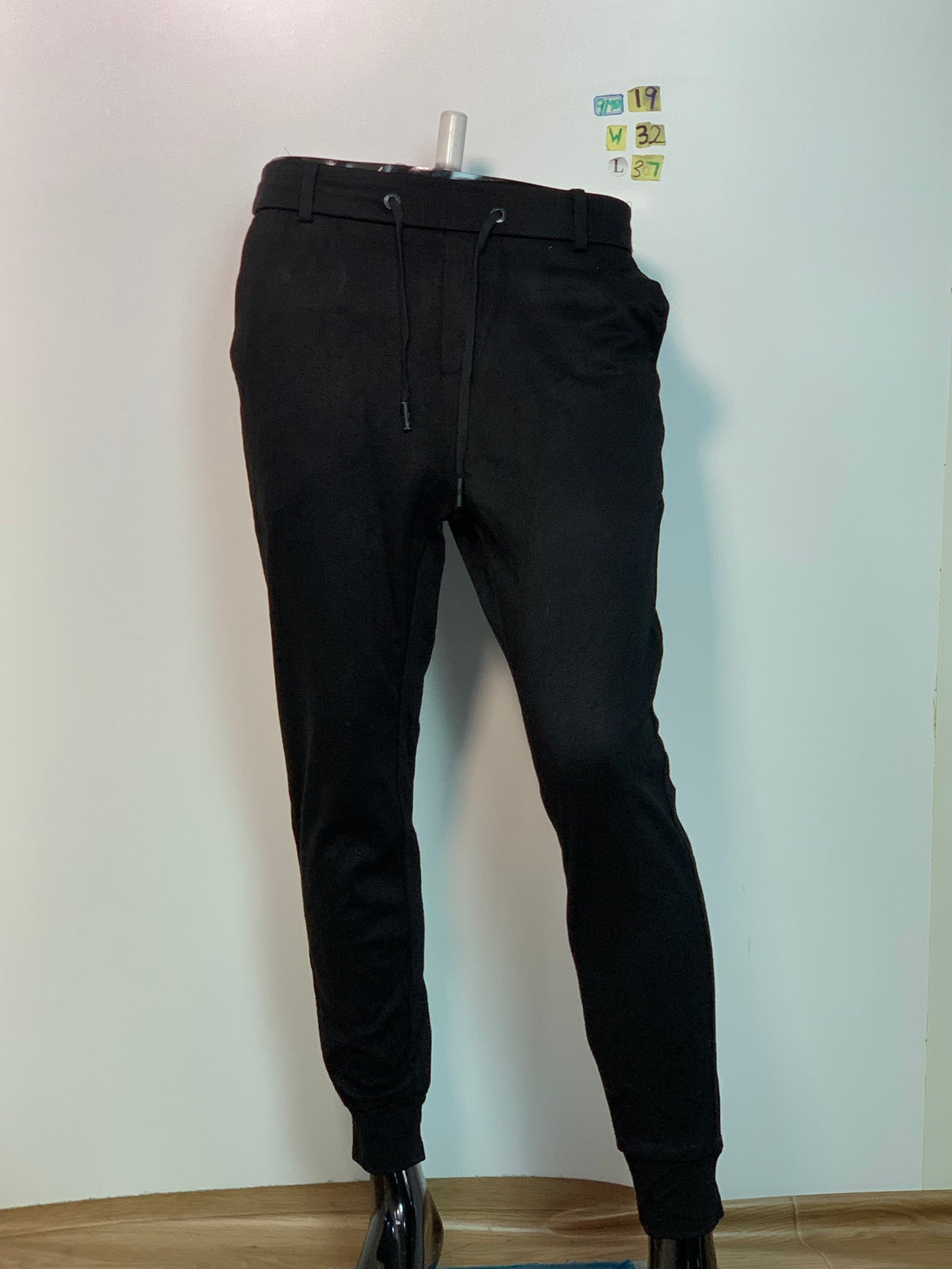 WAIST32 9MEN19 Length37