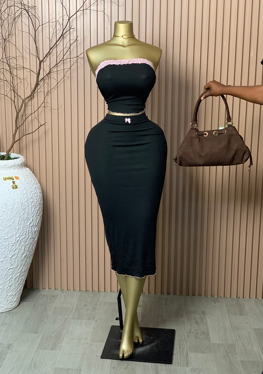 Unforgettable40 SIZE8 Length33 Brand new two piece set