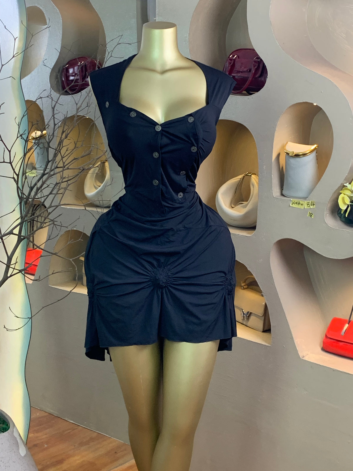 WALK-IN84 SIZE18 black dress