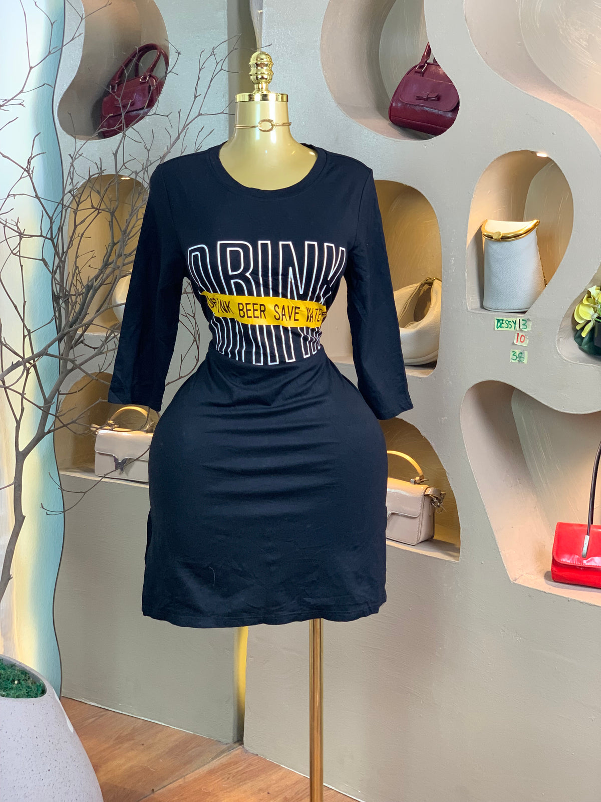 DESSY13 SIZE10 Length38 black dress