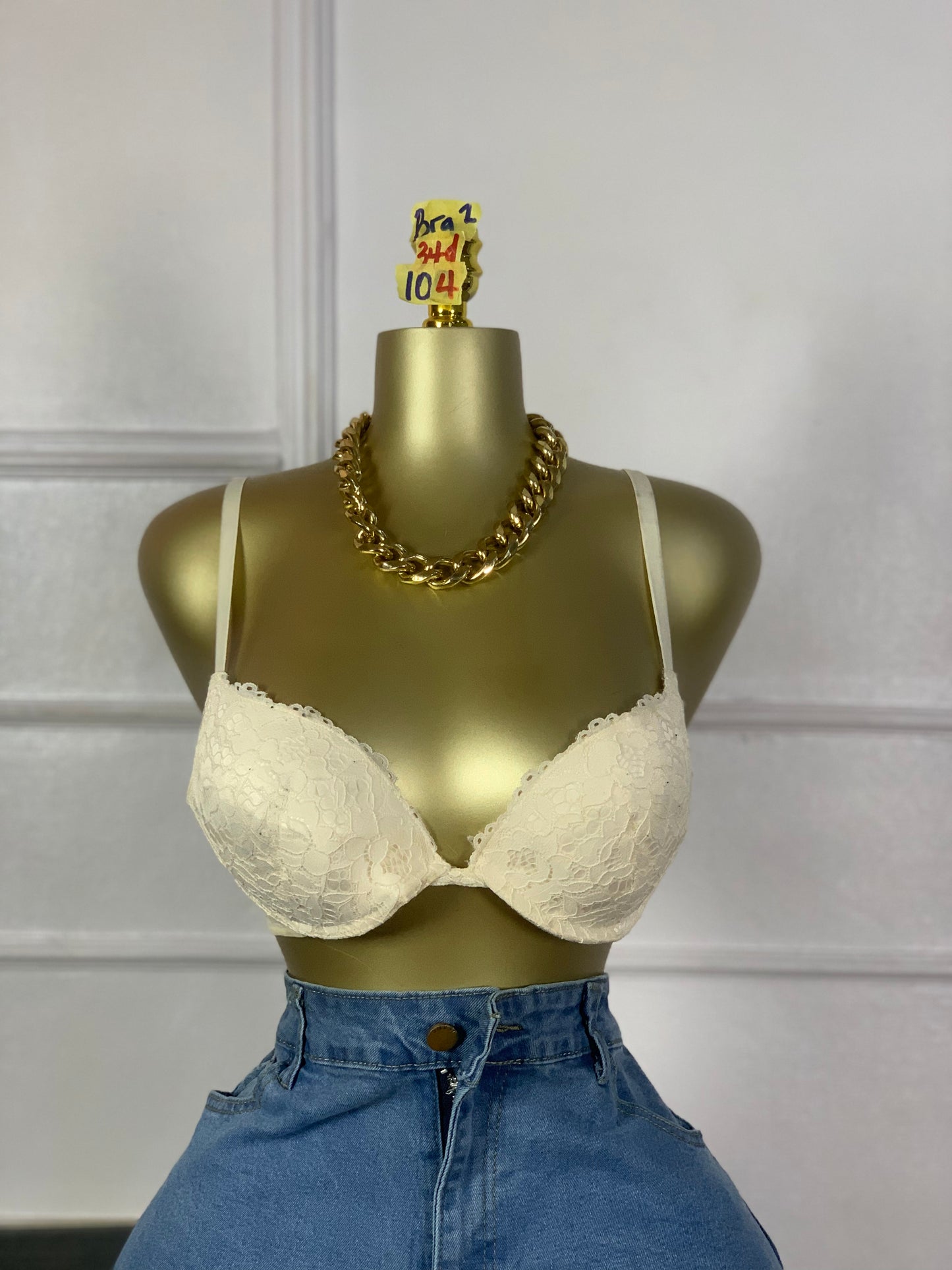 SIZE 34d BRA2 104