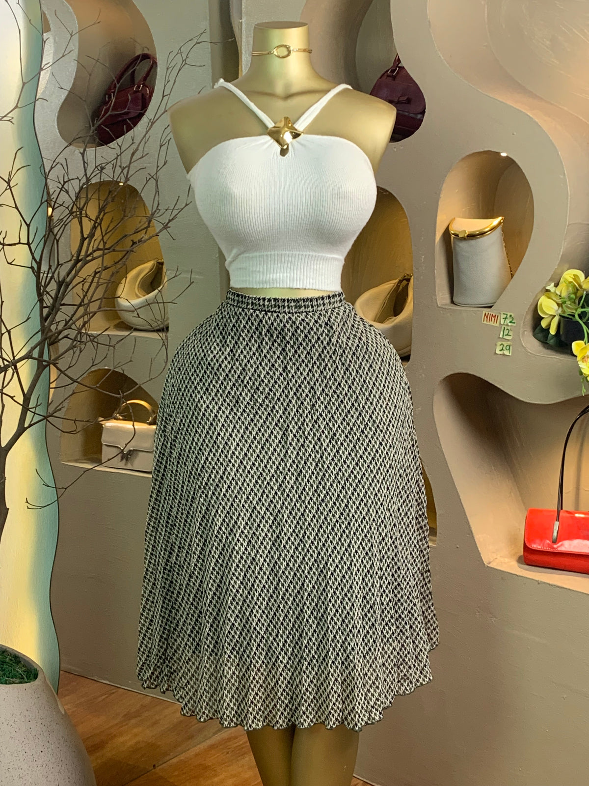 NIMI72 SIZE12 Length29(skirt only)