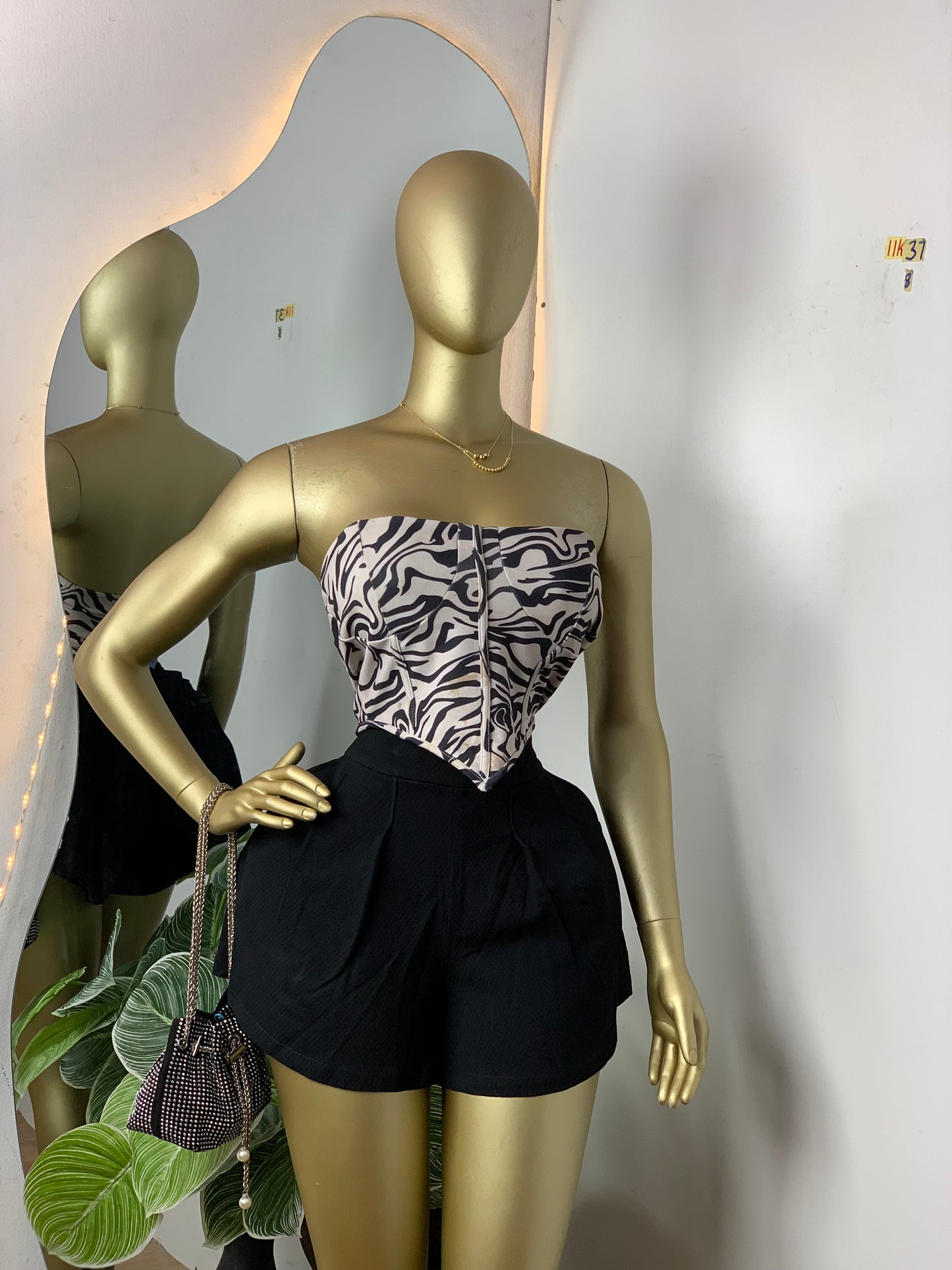 SIZE8 11k37a(short only)