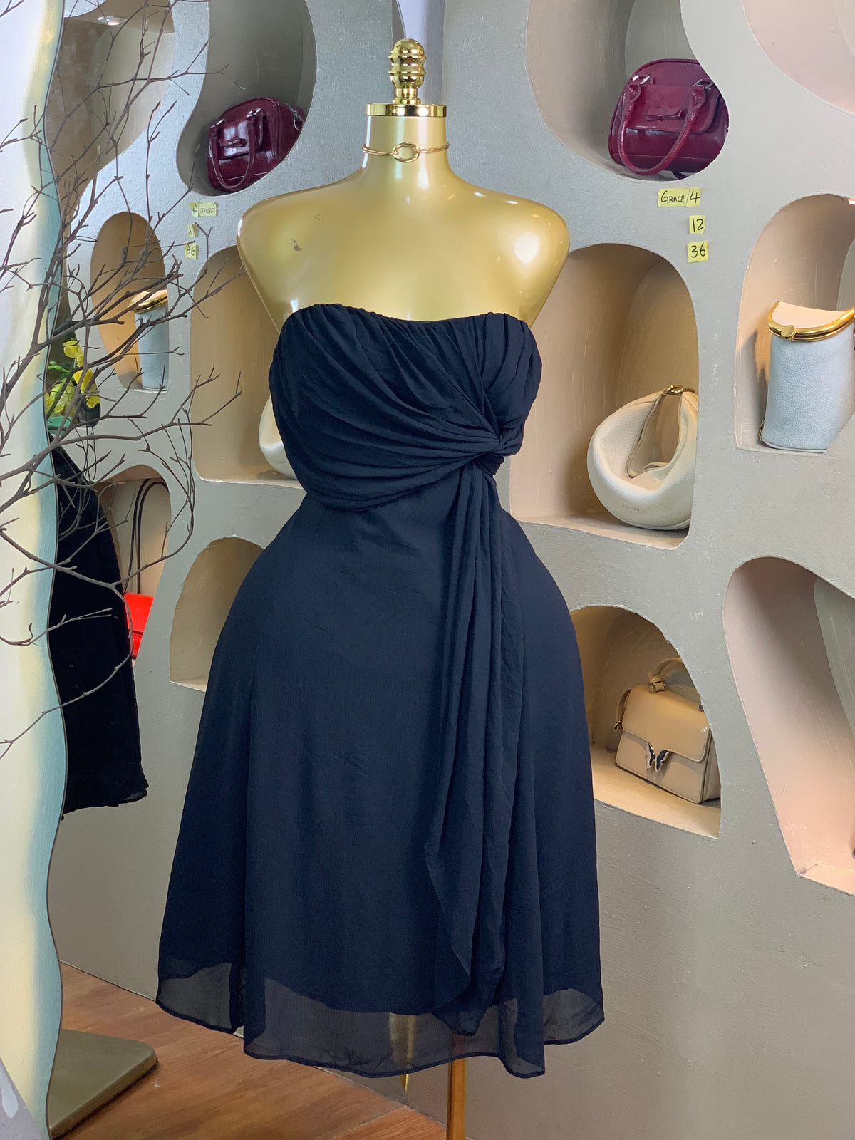 GRACE4 SIZE12 Length36 black tube dress