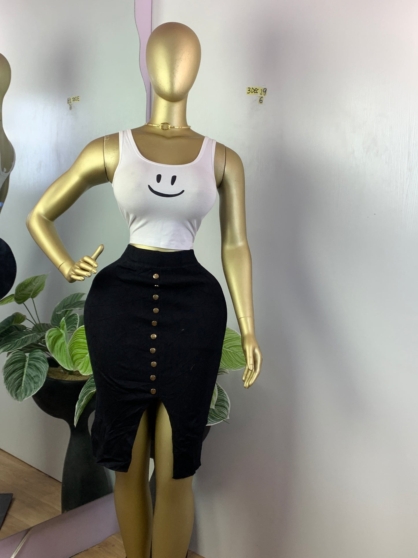 SIZE6 3DEC29(skirt only)