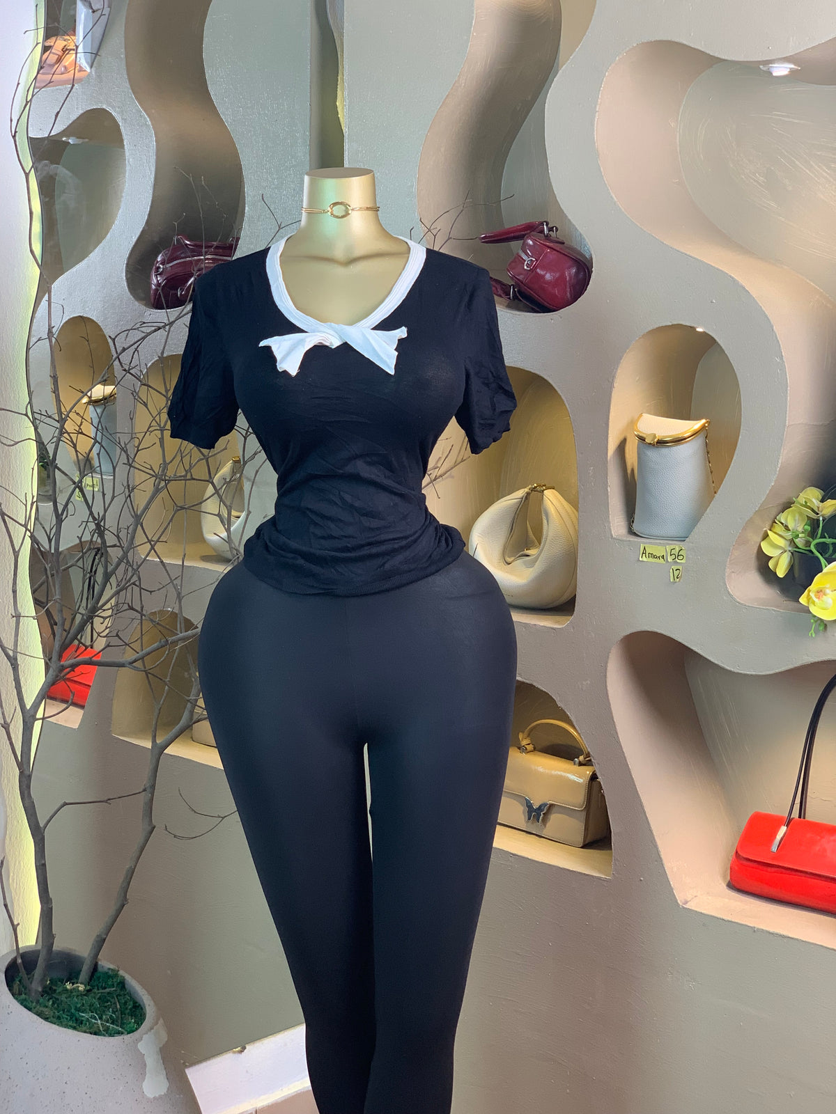 AMARA56 SIZE12 top only