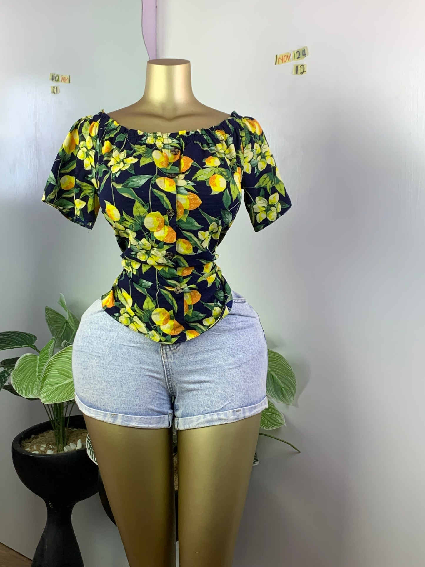 SIZE12 1NOV124(top only)