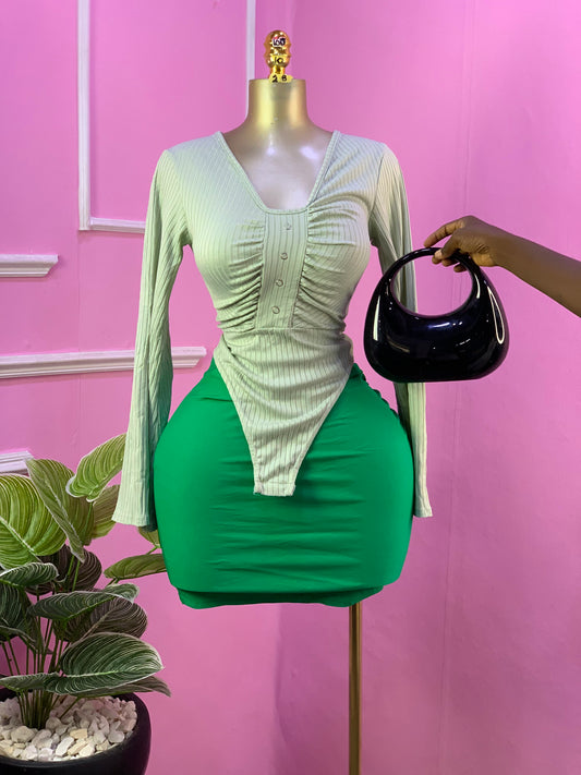 SIZE10 16O28B (skirt only)