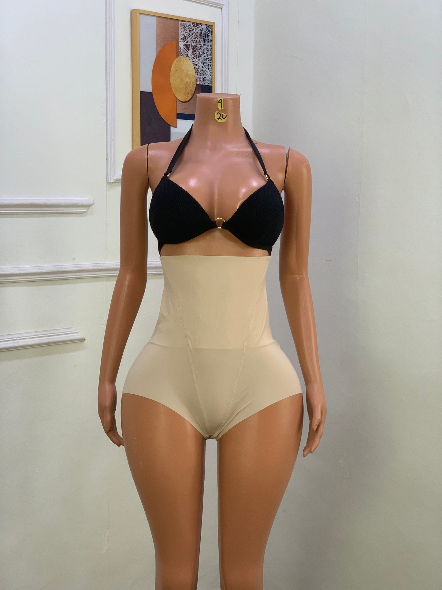 Bodyshaper9 size 20