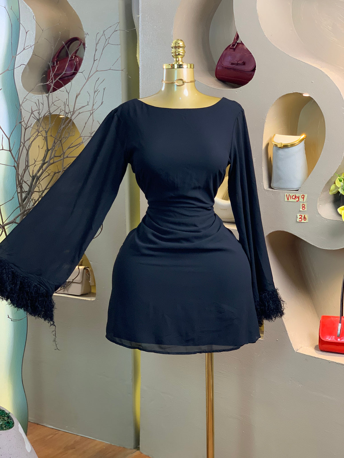 VICKY9 SIZE8 Black DRESS Length36