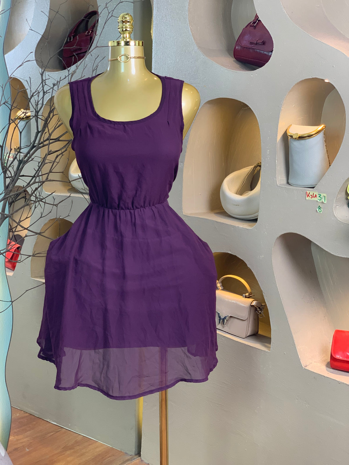 KYLA31 SIZE8