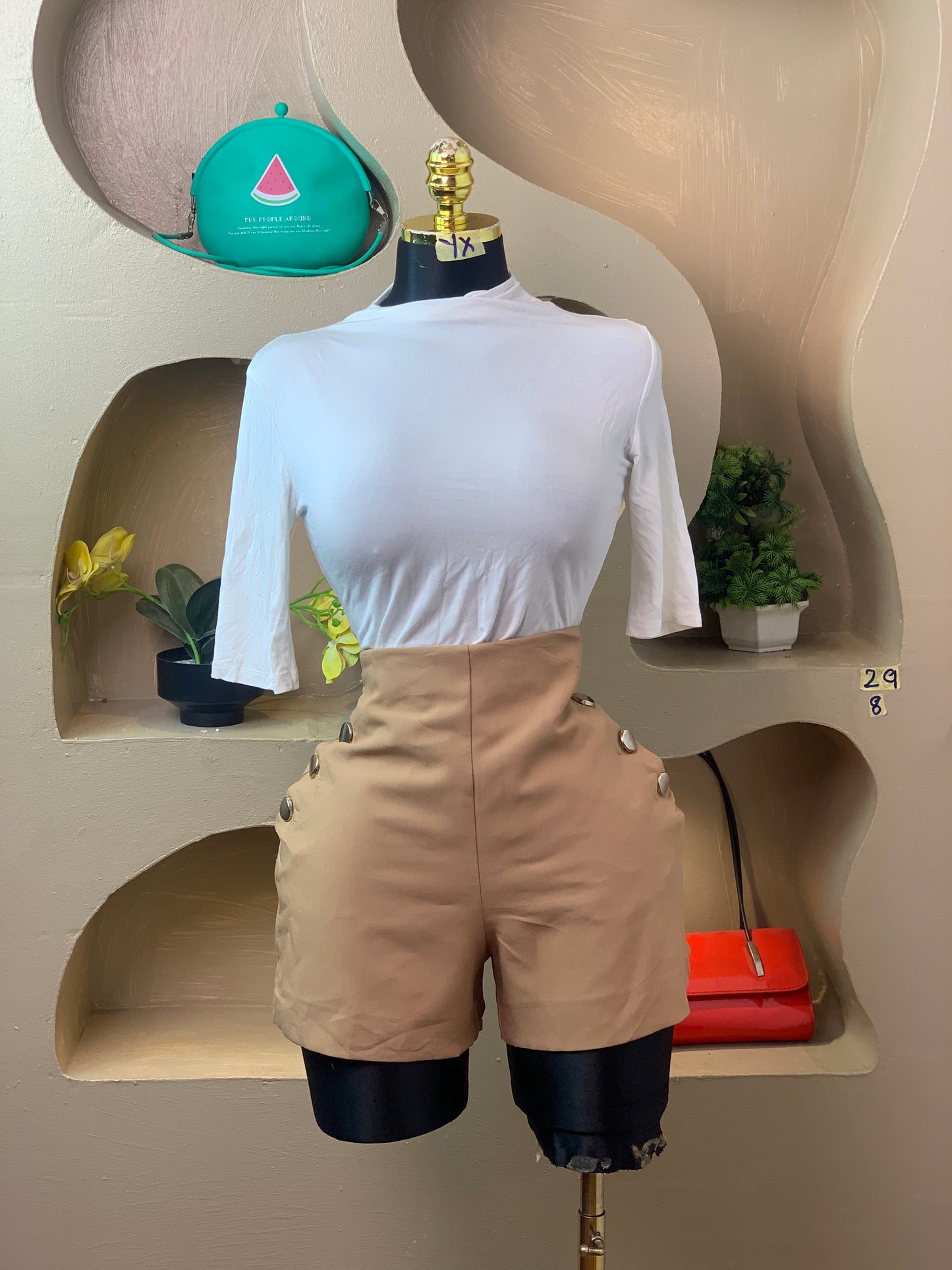 SIZE8 YX29a (top only)