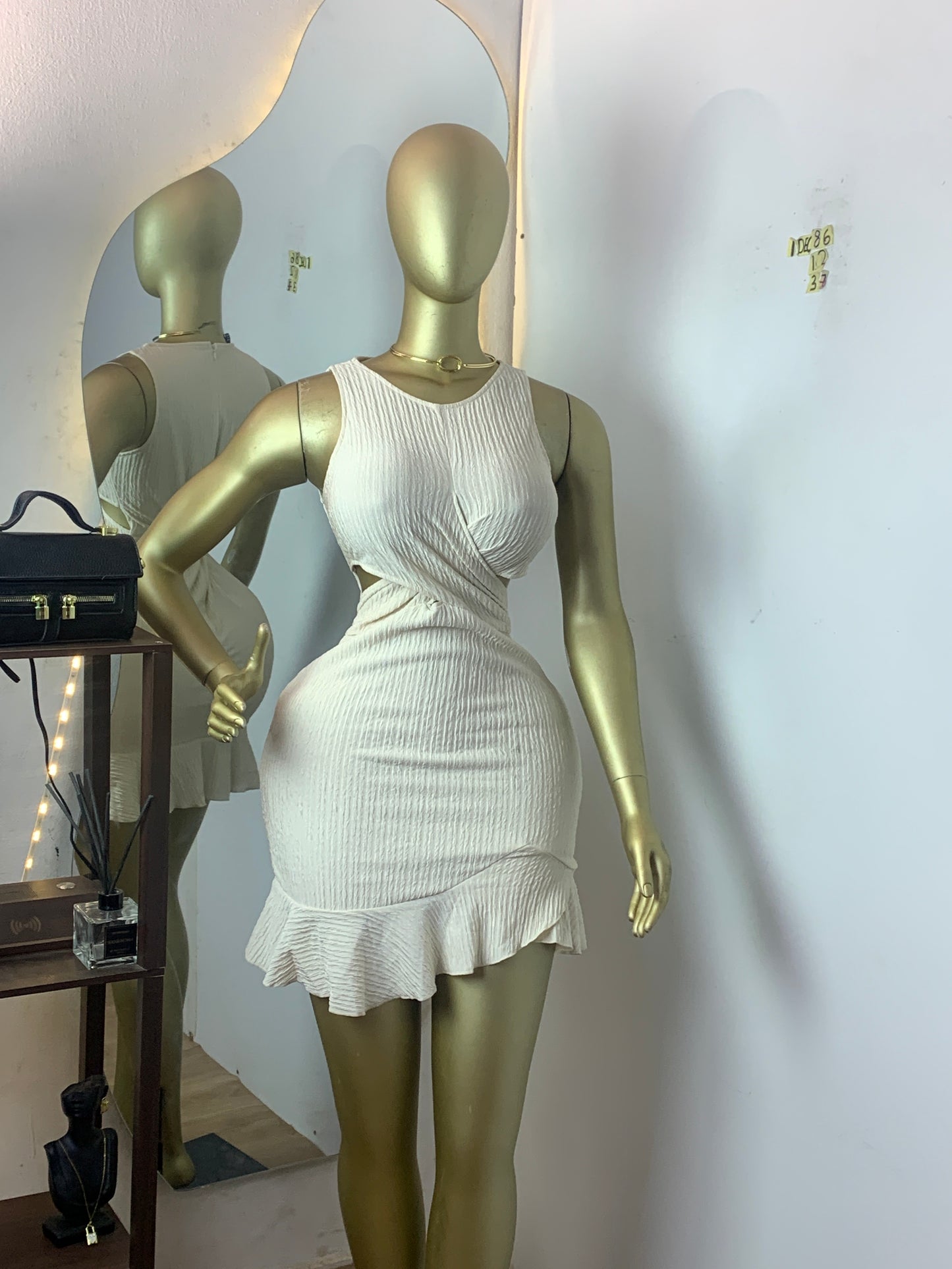 SIZE12 1DEC86 LENGTH37