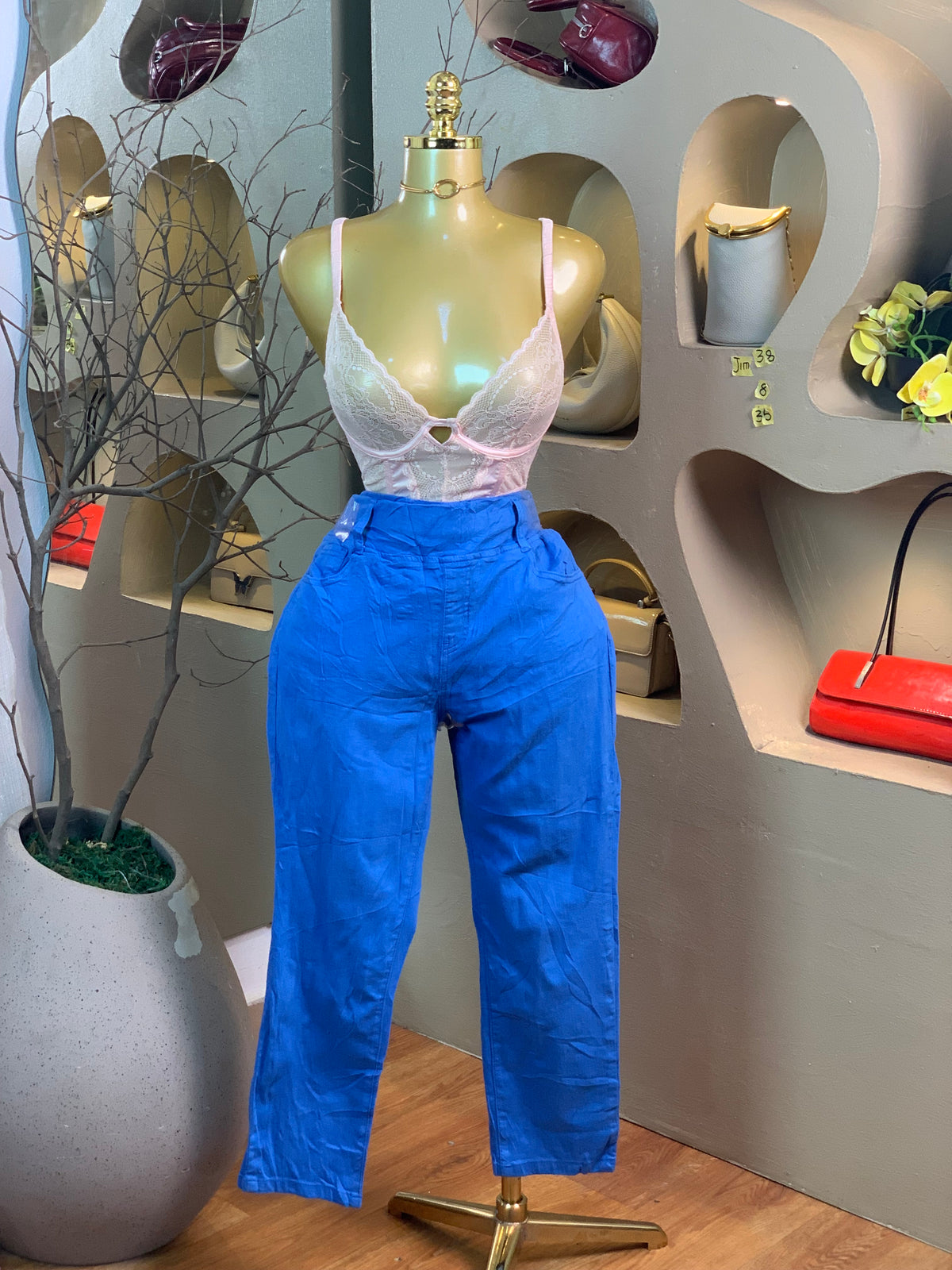JIM38 SIZE8 Length35 jean only
