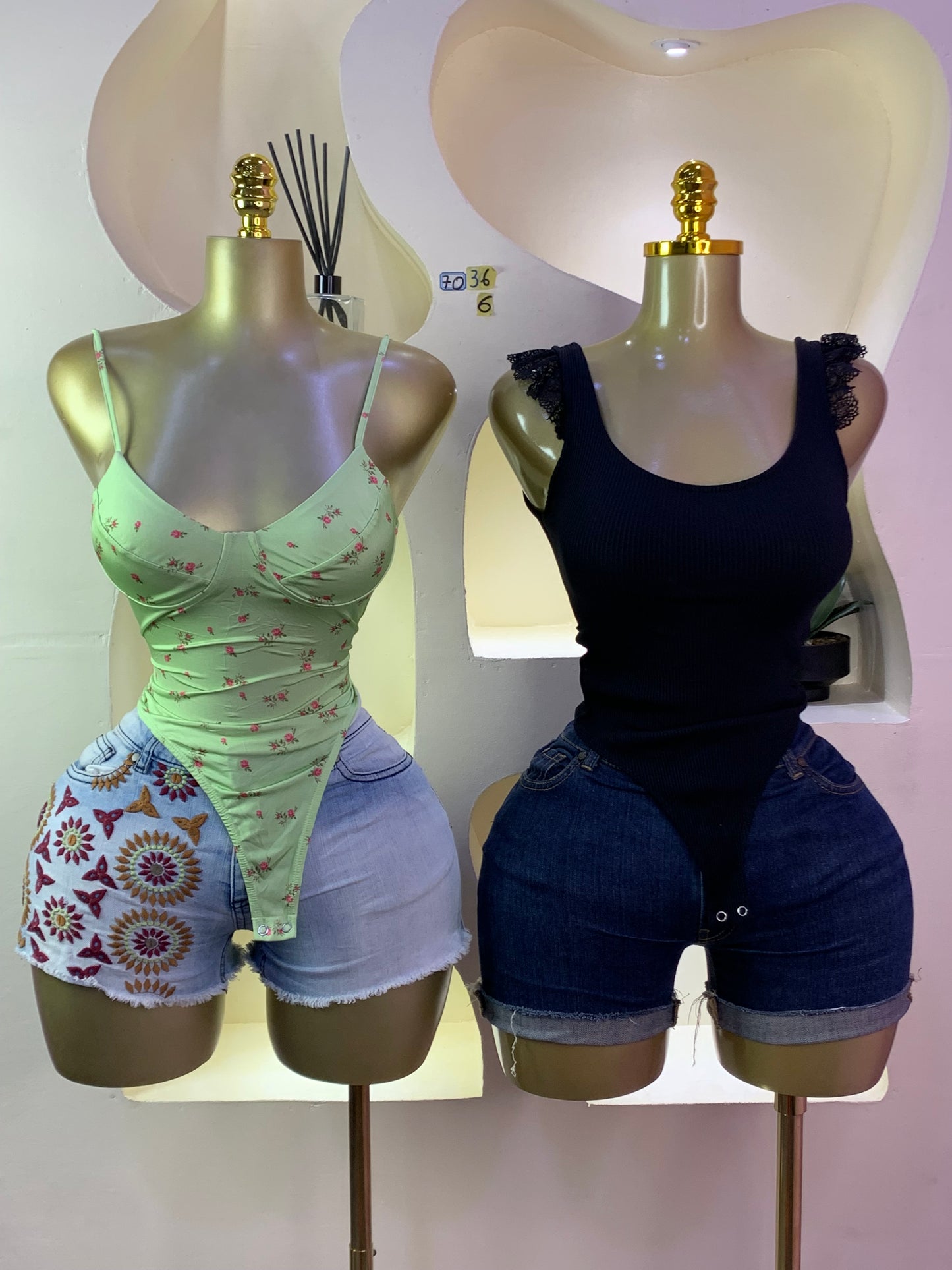 SIZE6 7O36B (black)