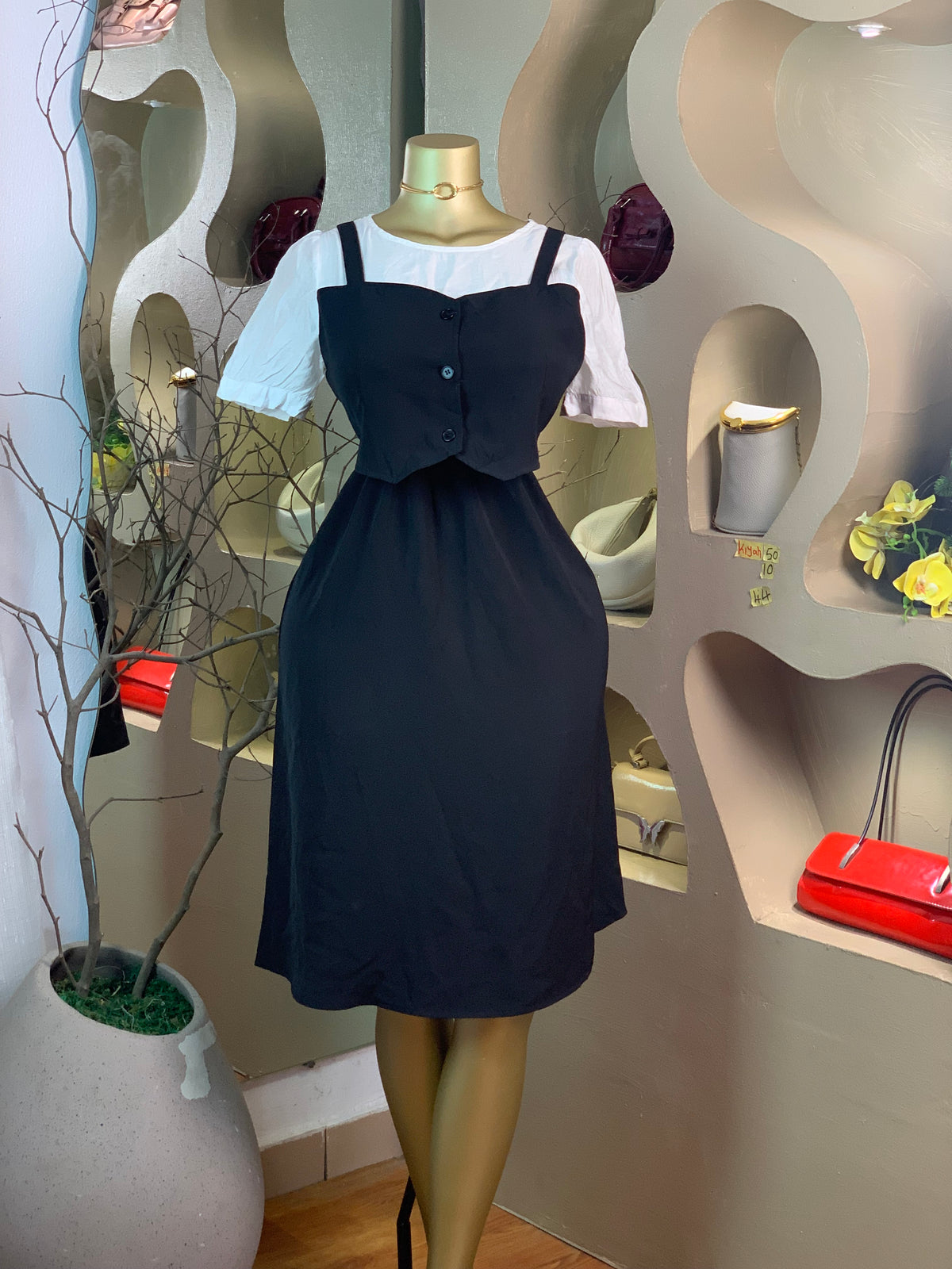 KIYAH50 SIZE10 Length44black dress