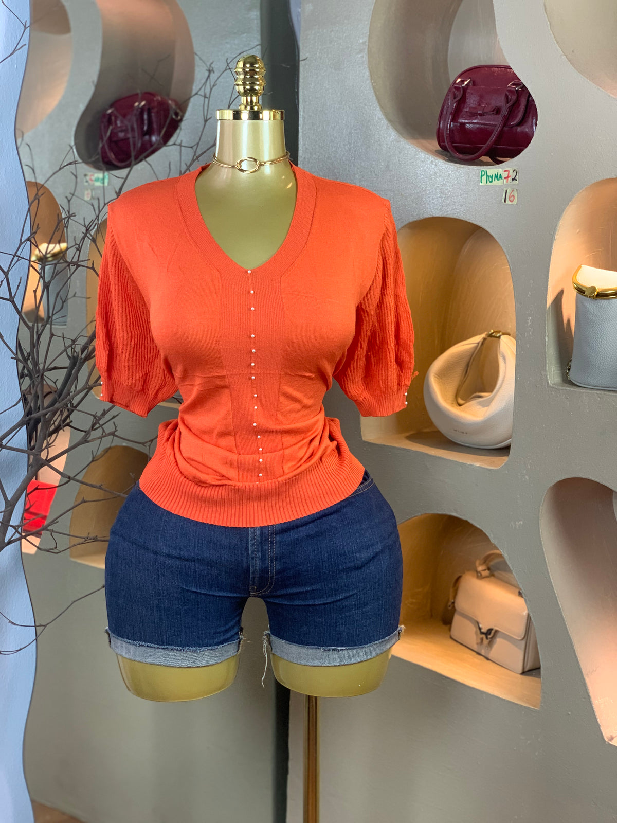 PHYNA72 SIZE16 top only