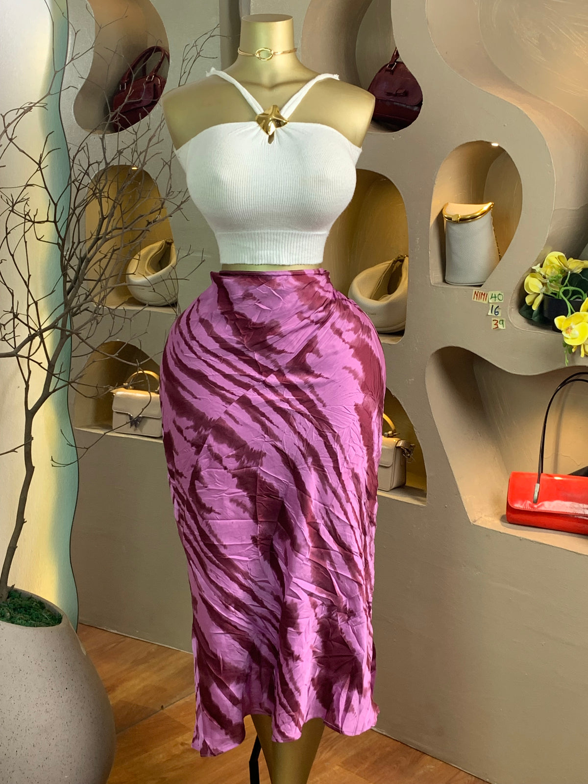 NIMI40 SIZE16 Length39(skirt only)