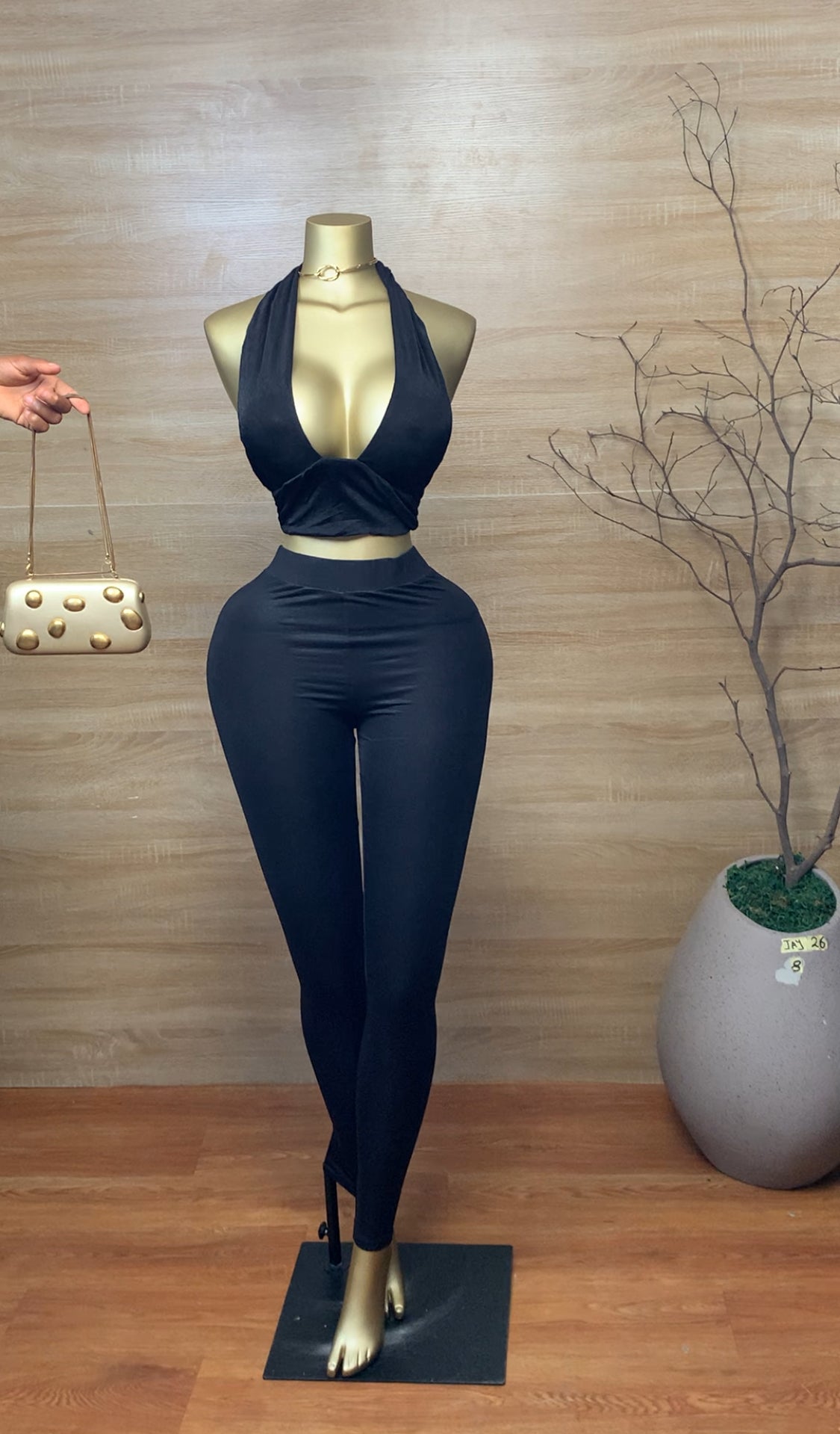 SIZE8 JAY26 Black black less top