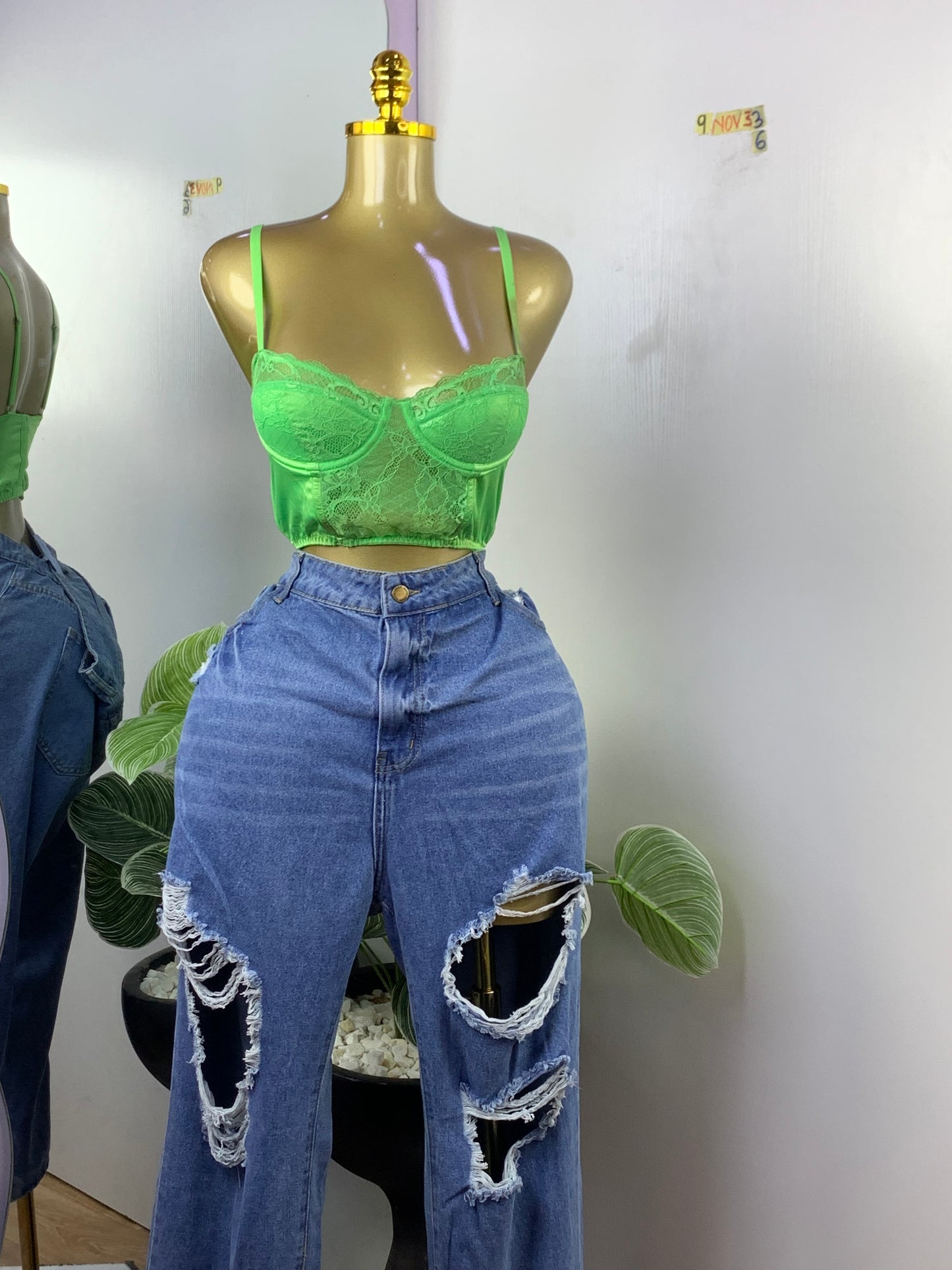 SIZE6 9NOV33(top only)