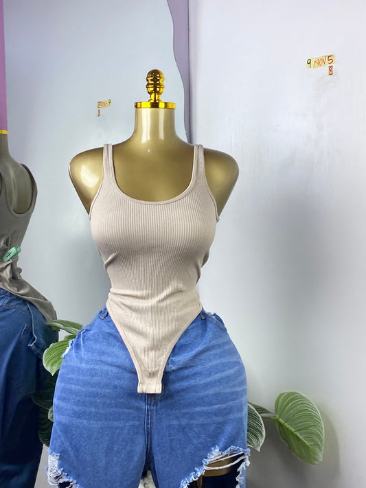 SIZE8 9NOV5 (bodysuit only)