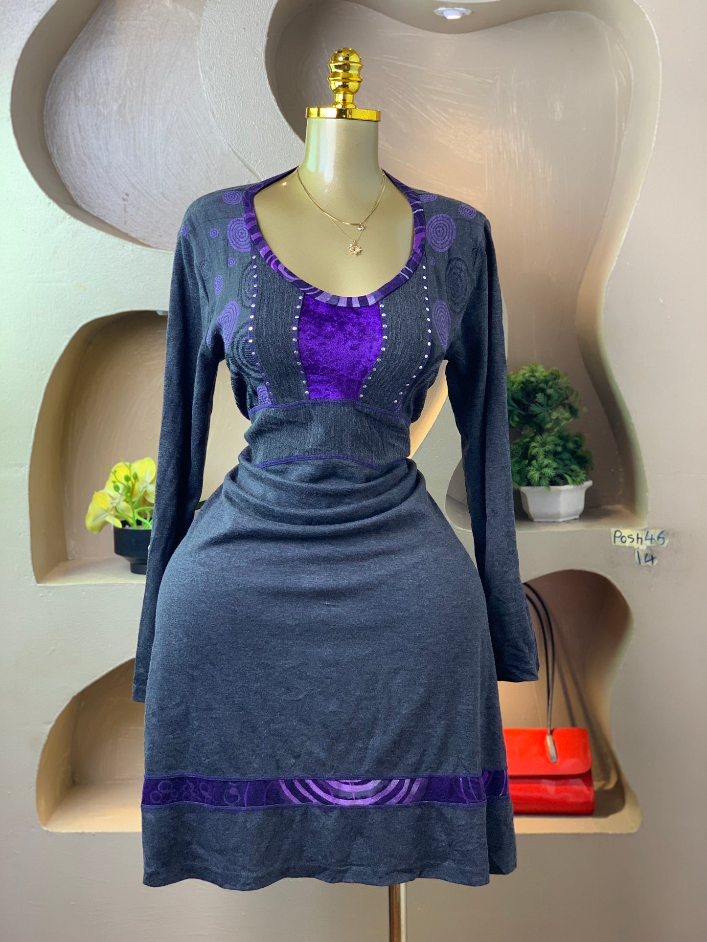 POSH46 GREY DRESS SIZE14