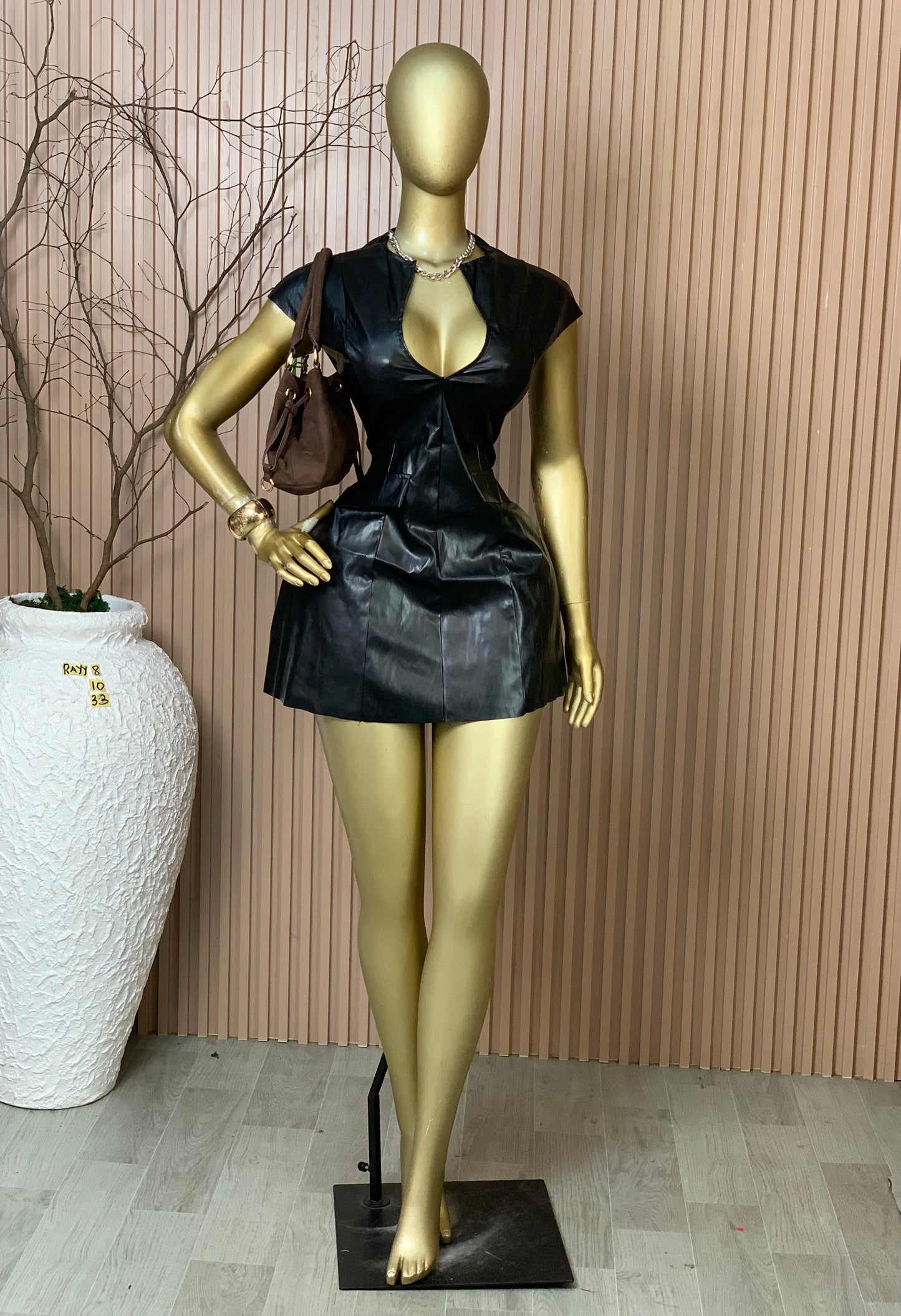 SIZE8&10 RAYY8 Length33 Brand new black leather dress
