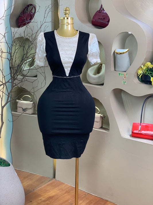DESSY27 SIZE8 Length38 Black&White dress