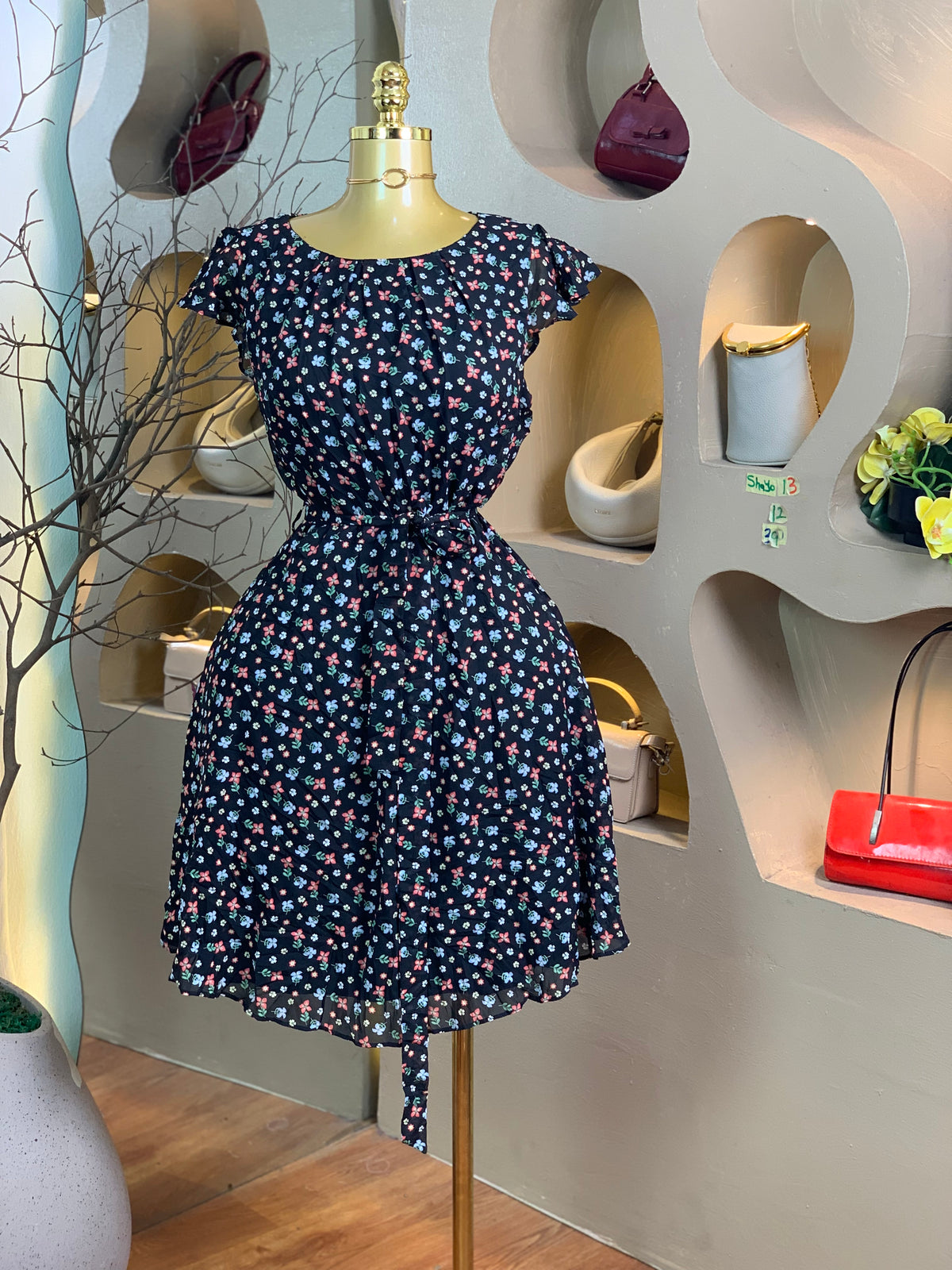 SHAYO13 SIZE12 Length39 floral dress