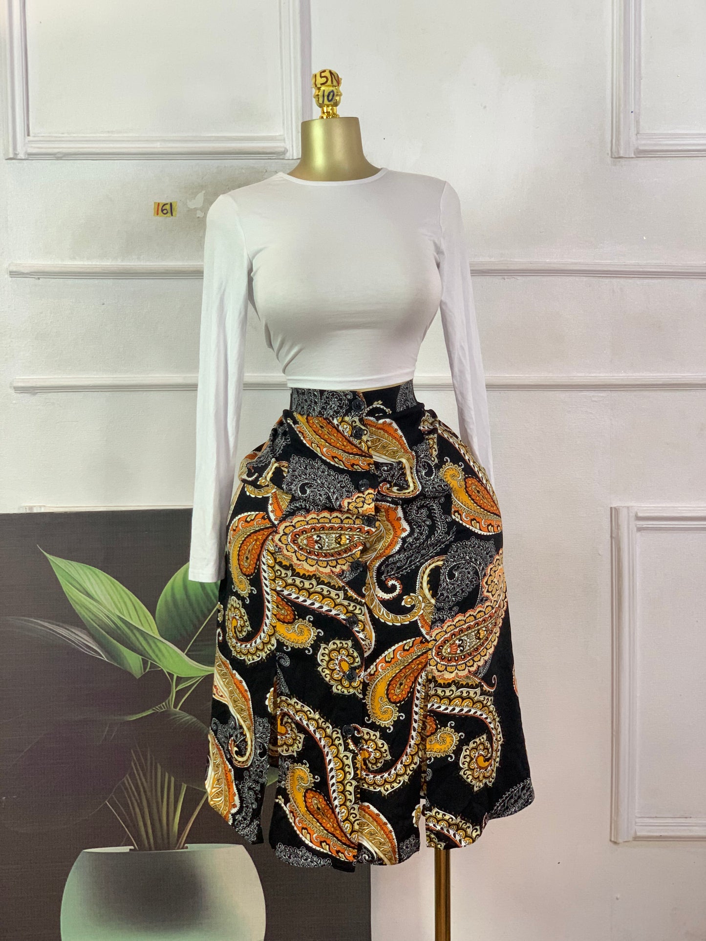 SIZE 10 15N161 skirt only